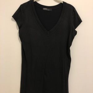 Benjamin Jay black T-shirt